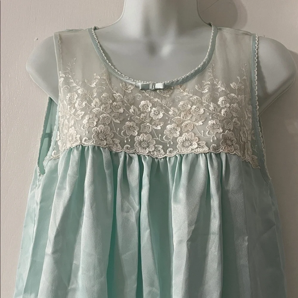CHRISTIAN DIOR x SAKS FIFTH AVENUE x VINTAGE Satin lace night gown in aqua teal - Picture 8 of 11